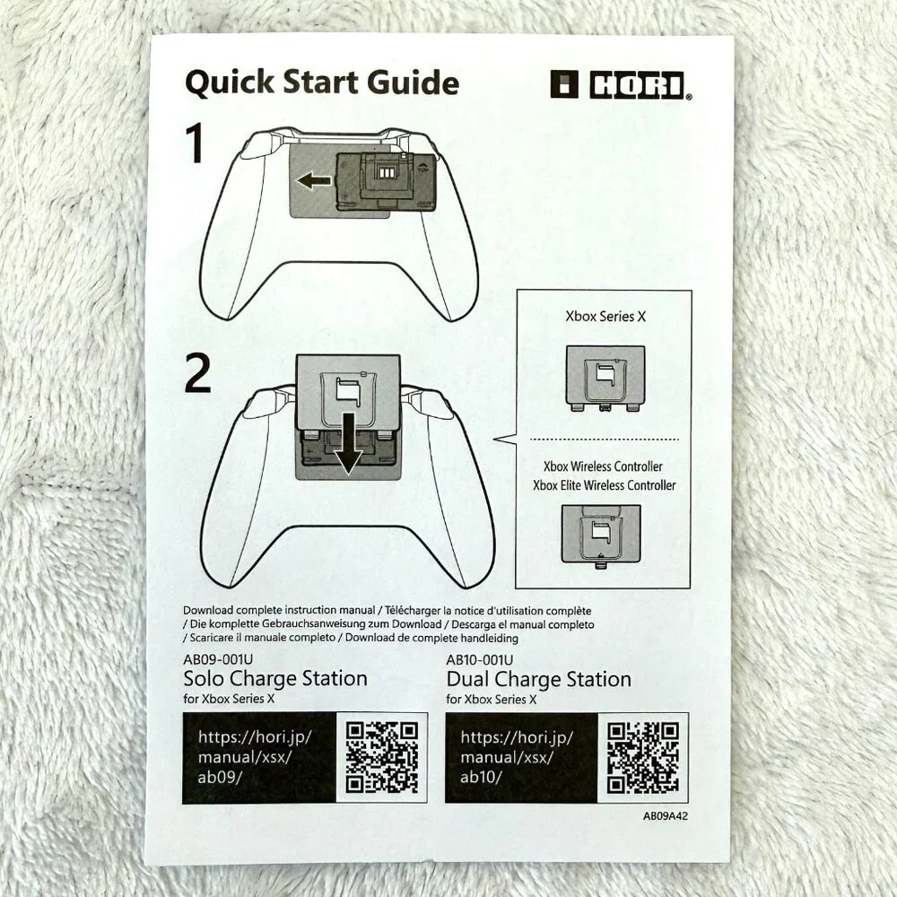 HORI XBOX One/Series X Dual Charge Station for Wireless Controllers AB10--001U